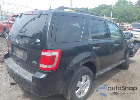 2010 Ford Escape Xlt из США, поврежденный, VIN 1FMCU9DG3AKD41293